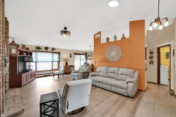 7900 W Drexel Ave, Franklin, WI 53132