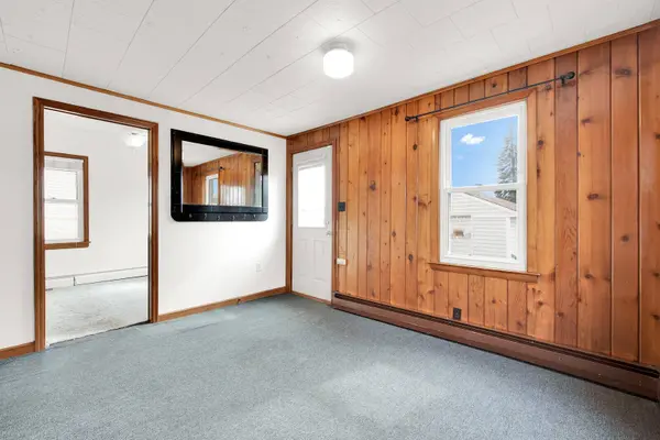 1729 Madison Ave, South Milwaukee, WI 53172