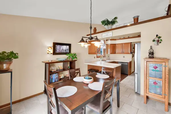 7900 W Drexel Ave, Franklin, WI 53132