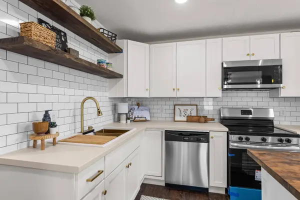 1502 Grant St, Beloit, WI 53511