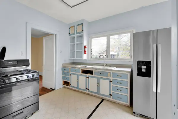 5703 36th Ave, Kenosha, WI 53144