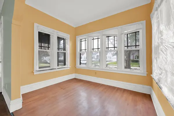 5703 36th Ave, Kenosha, WI 53144