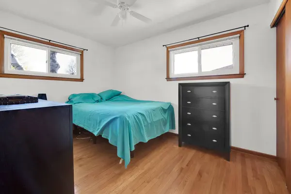 3347 Drexell Ave, Racine, WI 53403