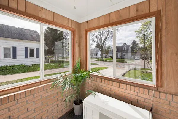 5330 N 54th St, Milwaukee, WI 53218