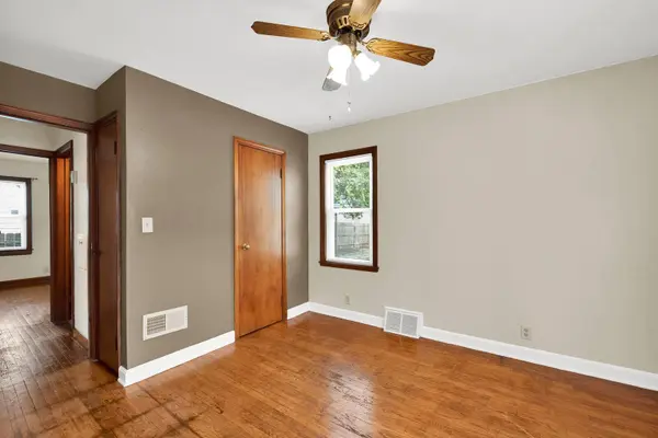 5330 N 54th St, Milwaukee, WI 53218