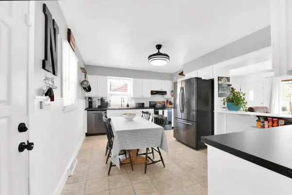 3438 E Denton Ave, Saint Francis, WI 53235
