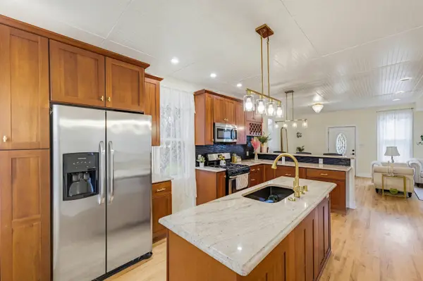 3169 S Griffin Ave, Milwaukee, WI 53207
