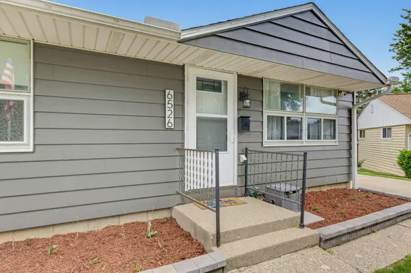 6526 W Burdick Ave, Milwaukee, WI 53219