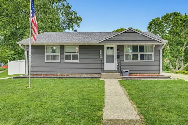 6526 W Burdick Ave, Milwaukee, WI 53219