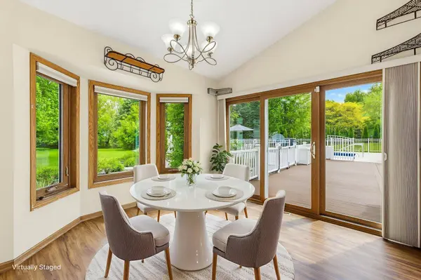 W220N11412 Amy Belle Rd, Germantown, WI 53022