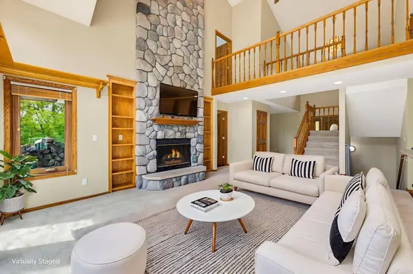 W220N11412 Amy Belle Rd, Germantown, WI 53022