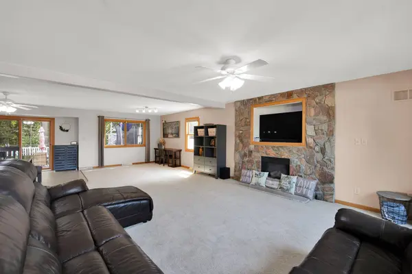 5715 Marwood Dr, Caledonia, WI 53402