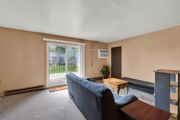 4909 Scotts 202 WAY, Caledonia, WI 53402
