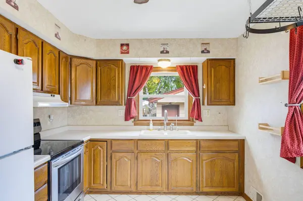 8716 W Boone Ave, West Allis, WI 53227