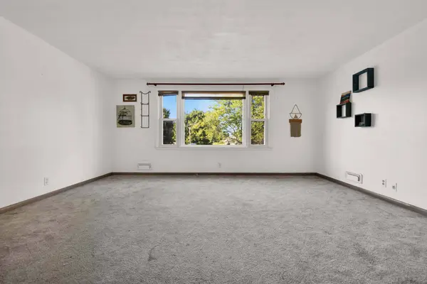 3905 E Klieforth 3907 Ave, Cudahy, WI 53110