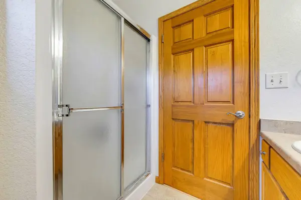 527 Winchester PASS, Richfield, WI 53017