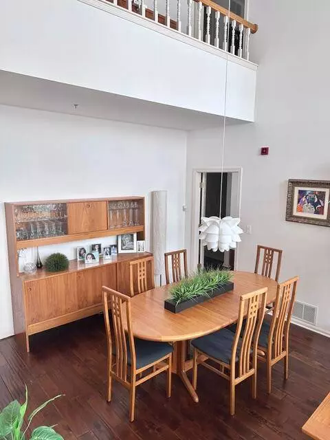 14135 W Waters Way W, New Berlin, WI 53151