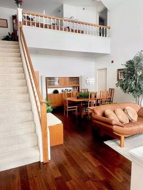 14135 W Waters Way W, New Berlin, WI 53151