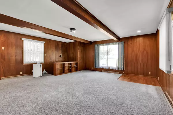 W127S8776 N Cape Rd, Muskego, WI 53150