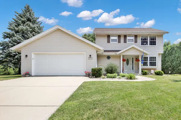 10500 S Shepard Ave, Oak Creek, WI 53154