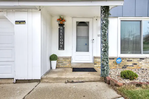 2522 W College Ave, Milwaukee, WI 53221