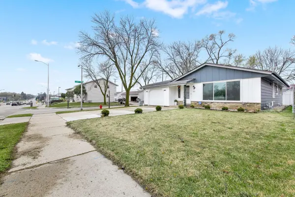 2522 W College Ave, Milwaukee, WI 53221