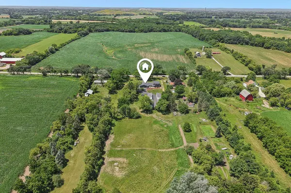 10780 S 92nd St, Franklin, WI 53132
