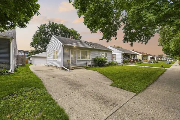 159 W Armour Ave
