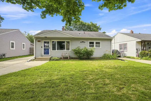 159 W Armour Ave, Milwaukee, WI 53207