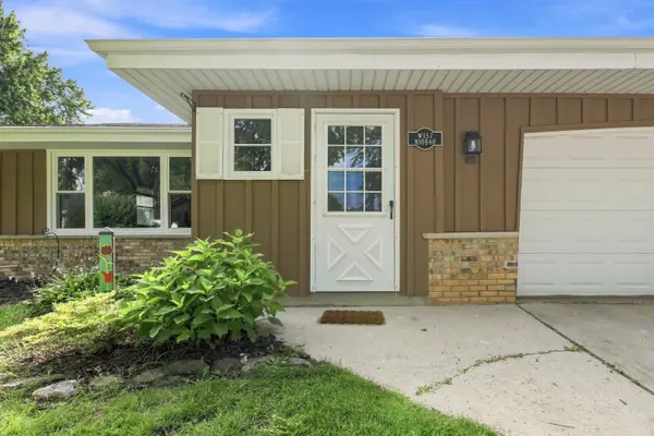 W157N10840 Catskill Ln, Germantown, WI 53022
