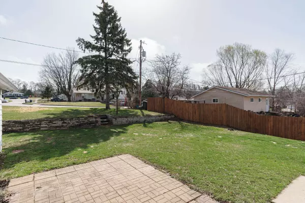 125 S Palmatory St, Horicon, WI 53032