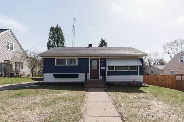 125 S Palmatory St, Horicon, WI 53032