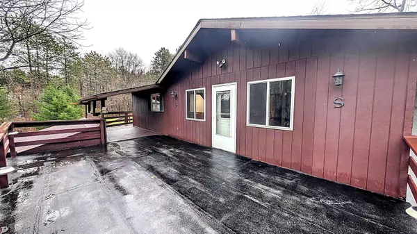 W7515 Beechnut Ct, Wautoma, WI 54982