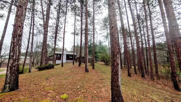 W7515 Beechnut Ct, Wautoma, WI 54982