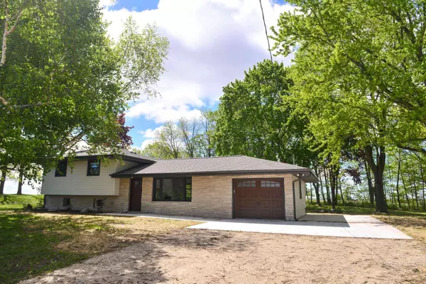 W2709 County Road TW -, Kekoskee, WI 53050