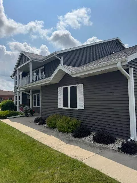 276 Mountin Dr Unit C, Mayville, WI 53050