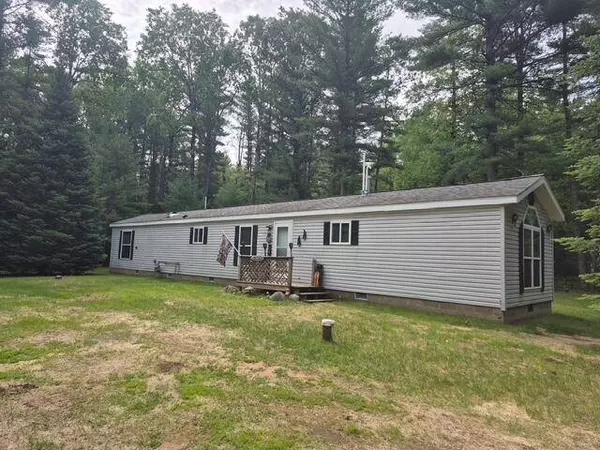 N8231 Treasure Dr, Saint Germain, WI 54558