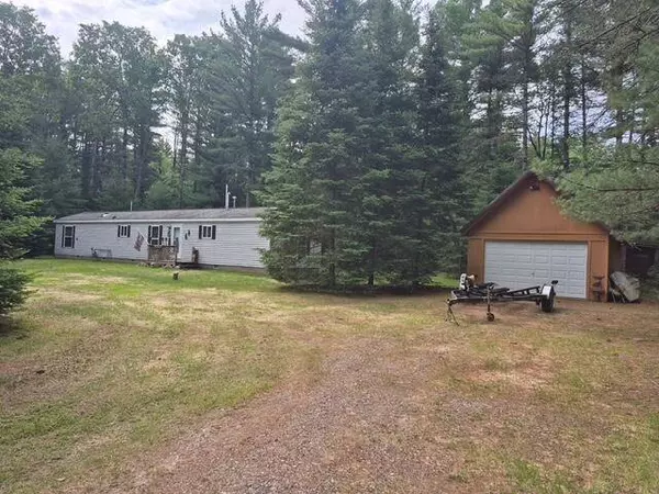 N8231 Treasure Dr, Saint Germain, WI 54558