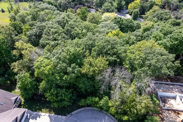 Lt1 Hi View Ct, Mayville, WI 53050