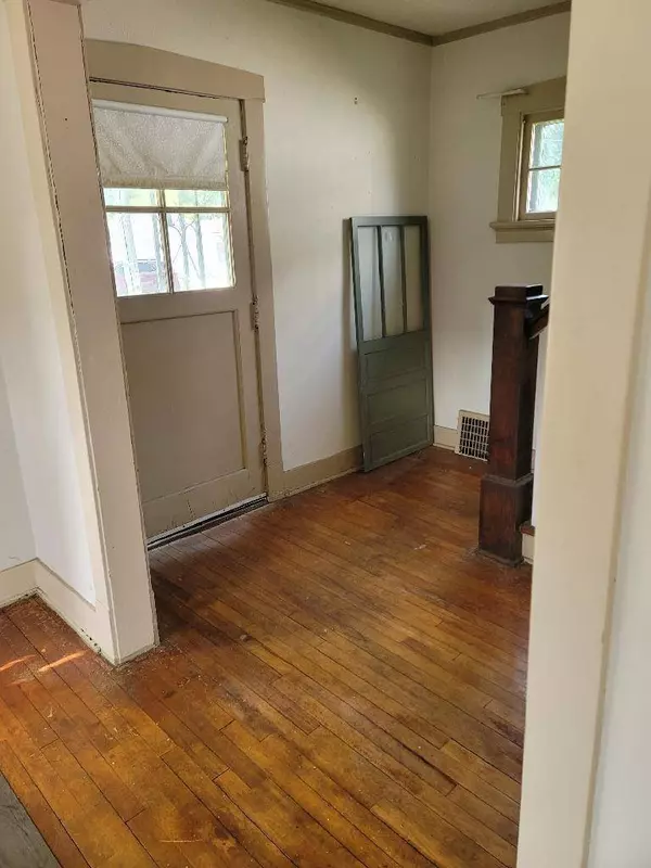 2802 Clark St, Manitowoc, WI 54220