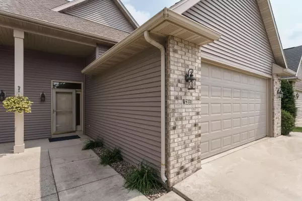 W5331 Martin Ln, Fond Du Lac, WI 54935