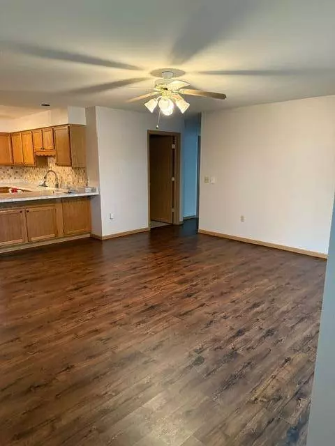 212 S Mountin Dr Unit D, Mayville, WI 53050