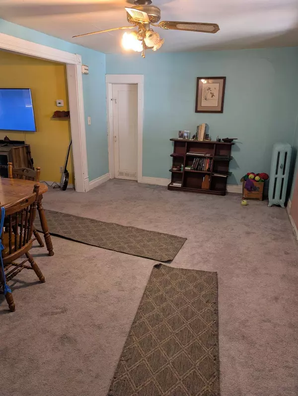 204 N Church St, Watertown, WI 53094