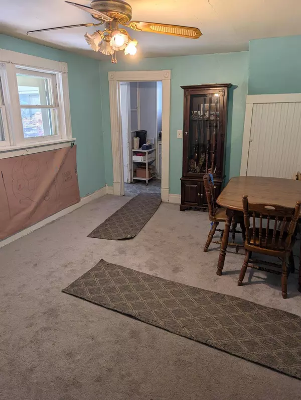 204 N Church St, Watertown, WI 53094