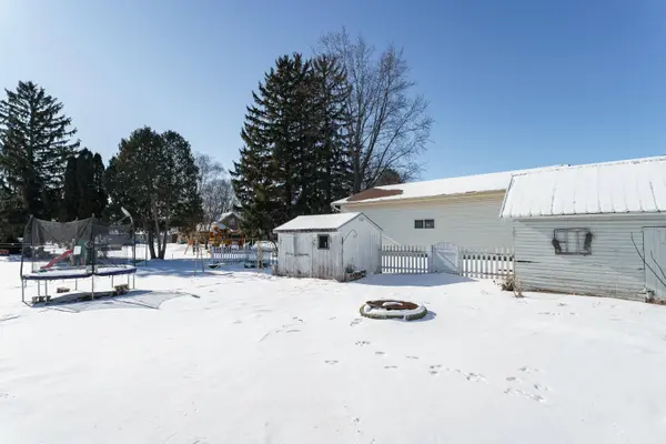 1117 Main St, Lomira, WI 53048
