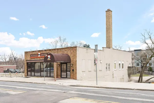 255 S Main St, West Bend, WI 53095