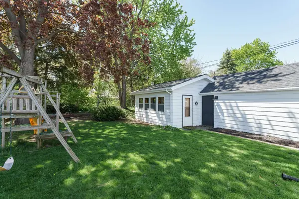 258 15th St, Fond Du Lac, WI 54935
