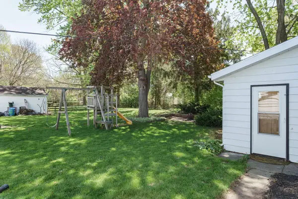 258 15th St, Fond Du Lac, WI 54935