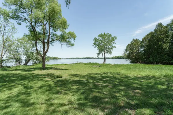 W4428 Lakeview Dr, Hustisford, WI 53034