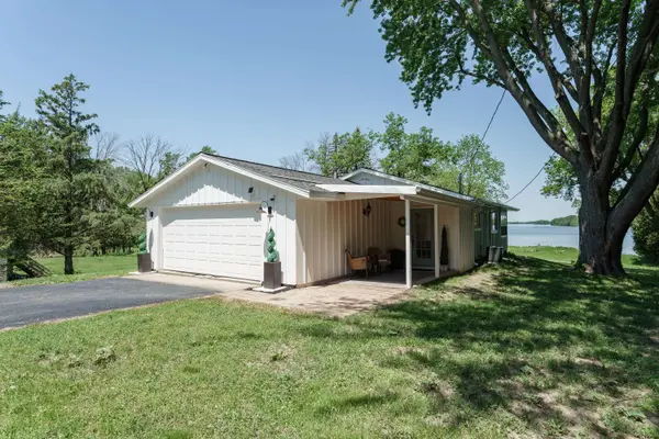 W4428 Lakeview Dr, Hustisford, WI 53034